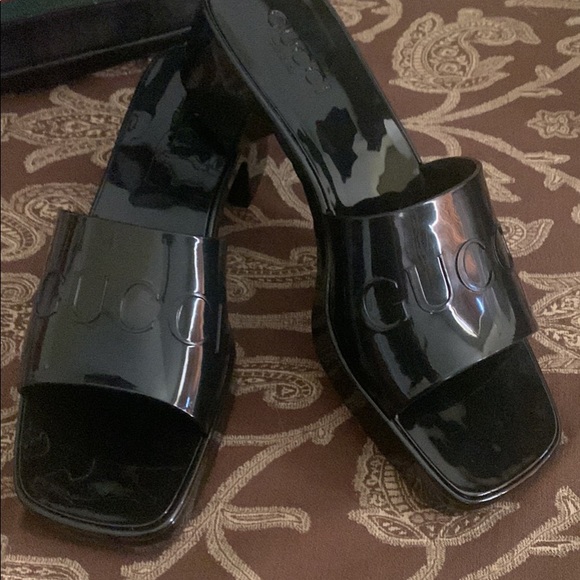 Gucci Shoes - NWOT Gucci Sandals